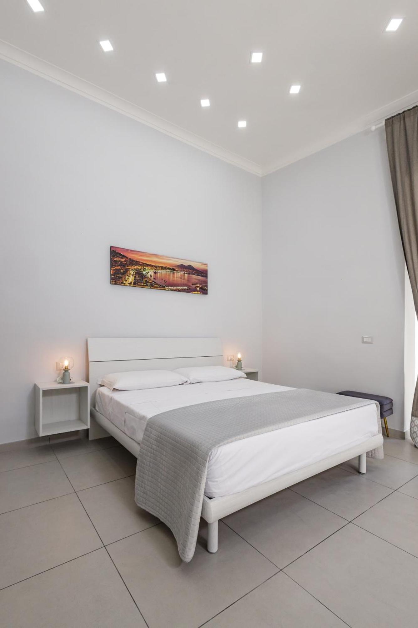 Caroline'S House Hotel Napoli Bagian luar foto