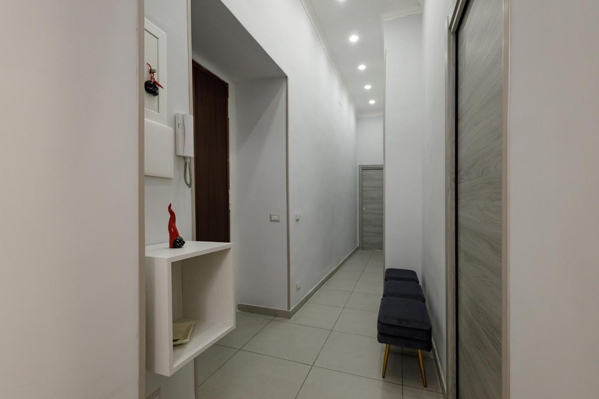Caroline'S House Hotel Napoli Bagian luar foto