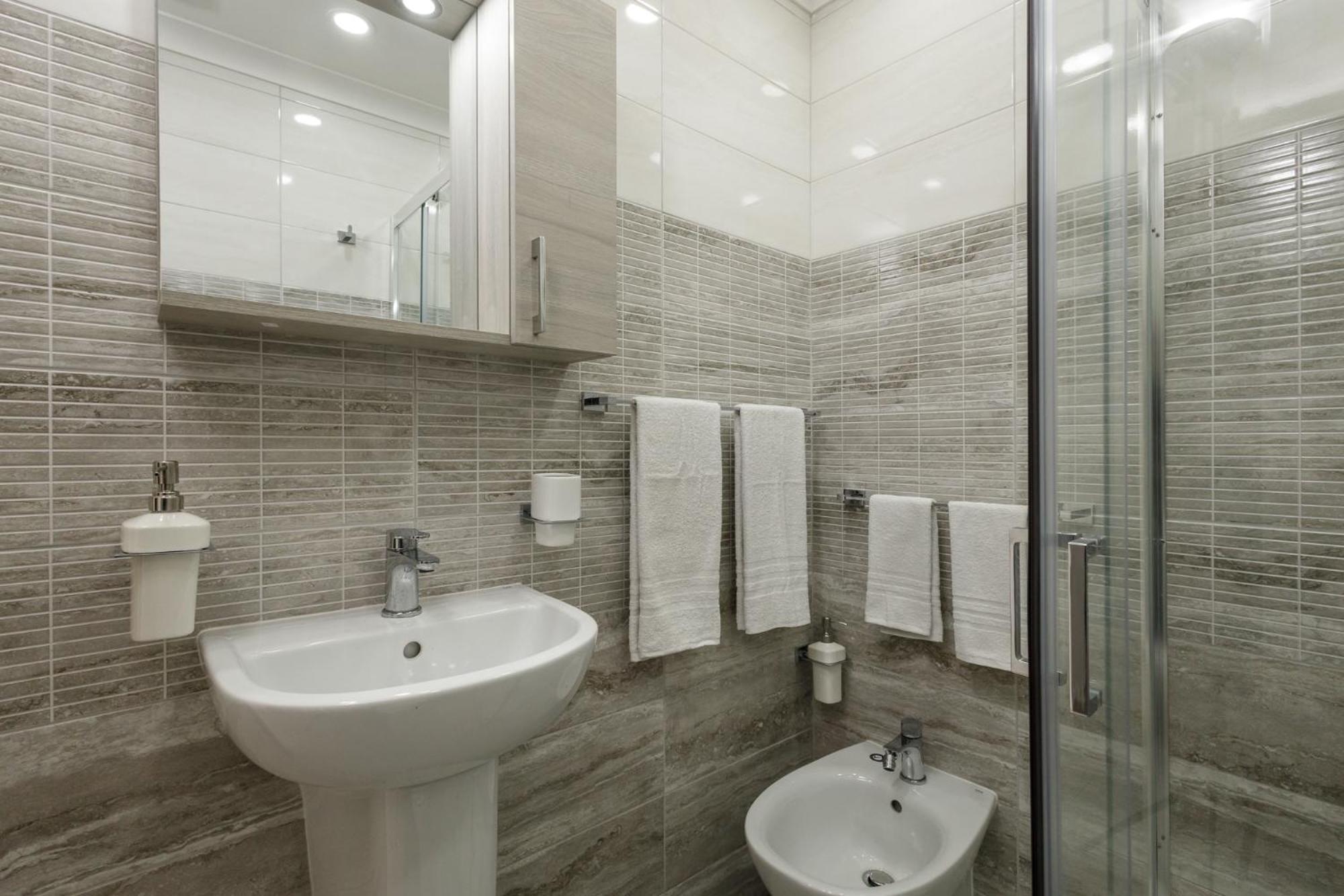 Caroline'S House Hotel Napoli Bagian luar foto